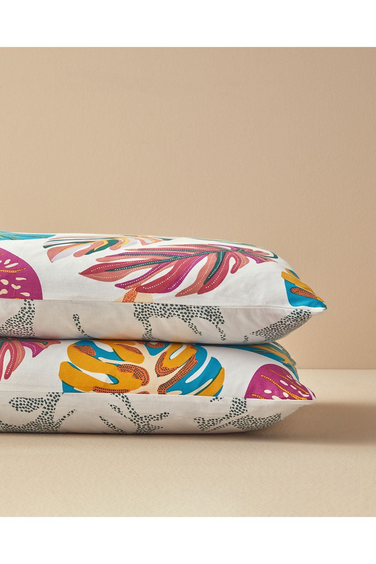 English Home Leaf Jungle 2-Piece Pillowcase Fuchsia 4