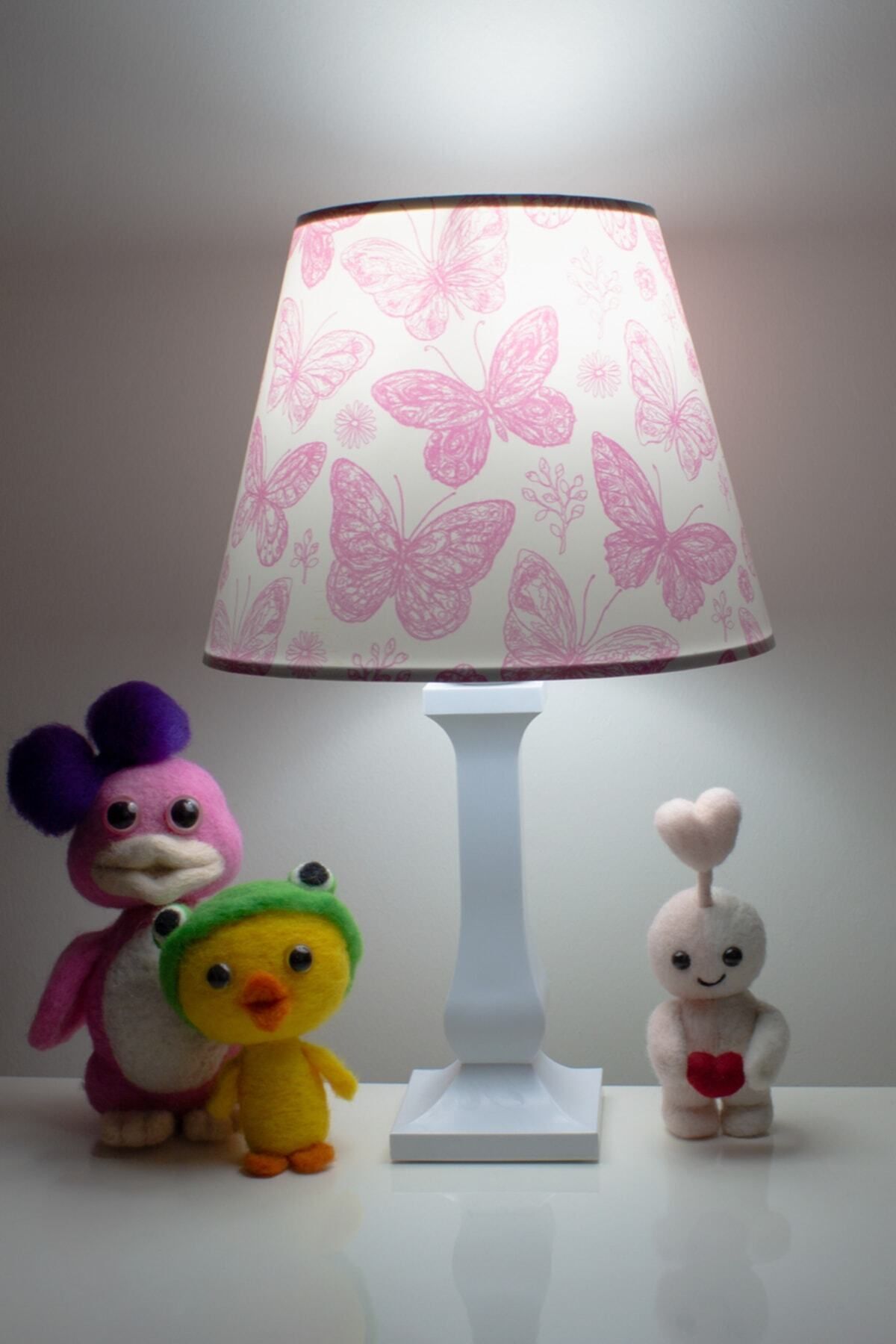 Vivido Abajur Pink Butterfly Pillar Girl's Room Lamp for Bedside Table 1